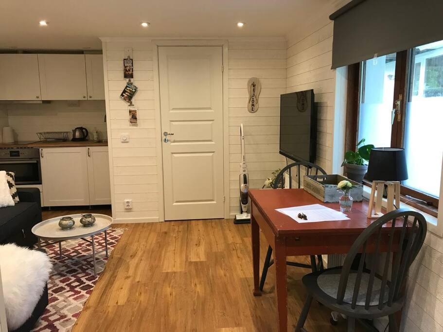 Cozy Cottage By The Sea South Of Varberg Traslovslage Esterno foto